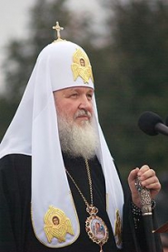 220px-patriarch_kirill_i_of_moscow_03-437x277