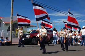 397126_girls_with_costa_rica_flags_7_1