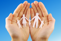 7fd0dc85-cca9-b5bd-6ef0-d84528794ac3_hands-with-paper-people
