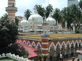 046810_800pxmosque_jamek_7