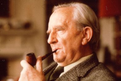 john-ronald-reuel-tolkien-10