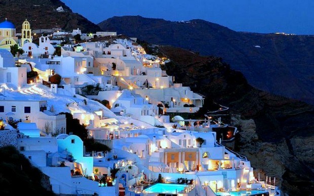 santorini-620x388