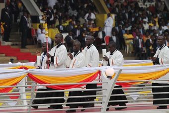 papal_mass_8_at_the_catholic_sanctuary_of_the_martyrs_at_namugongo_uganda_nov_28_2015_credit_martha_calderon_cna_11_28_15