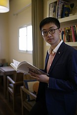 reading-584149_1280