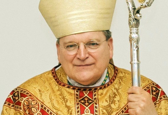 990814_isd5_archbishop_raymond_leo_burke_54
