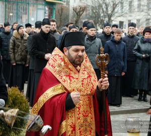 panahyda_za_nebesnu_sotnju_2016_5_300_270