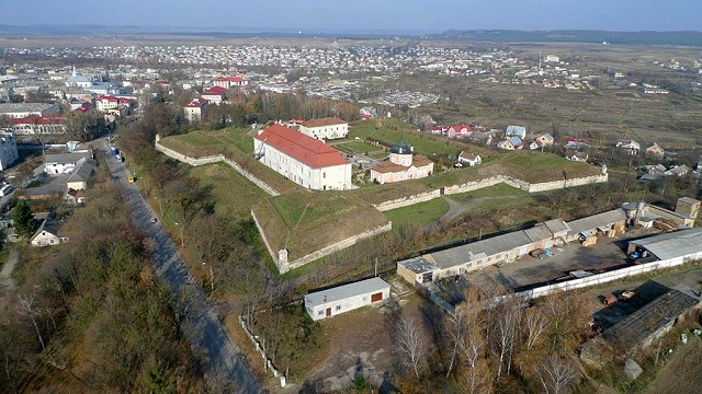 zolochiv-zamok-