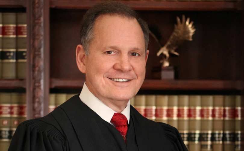 set-5a-color-roy-moore-chief-justice-14825913jpg-df54fe1459ae944b_1_810_500_55_s_c1