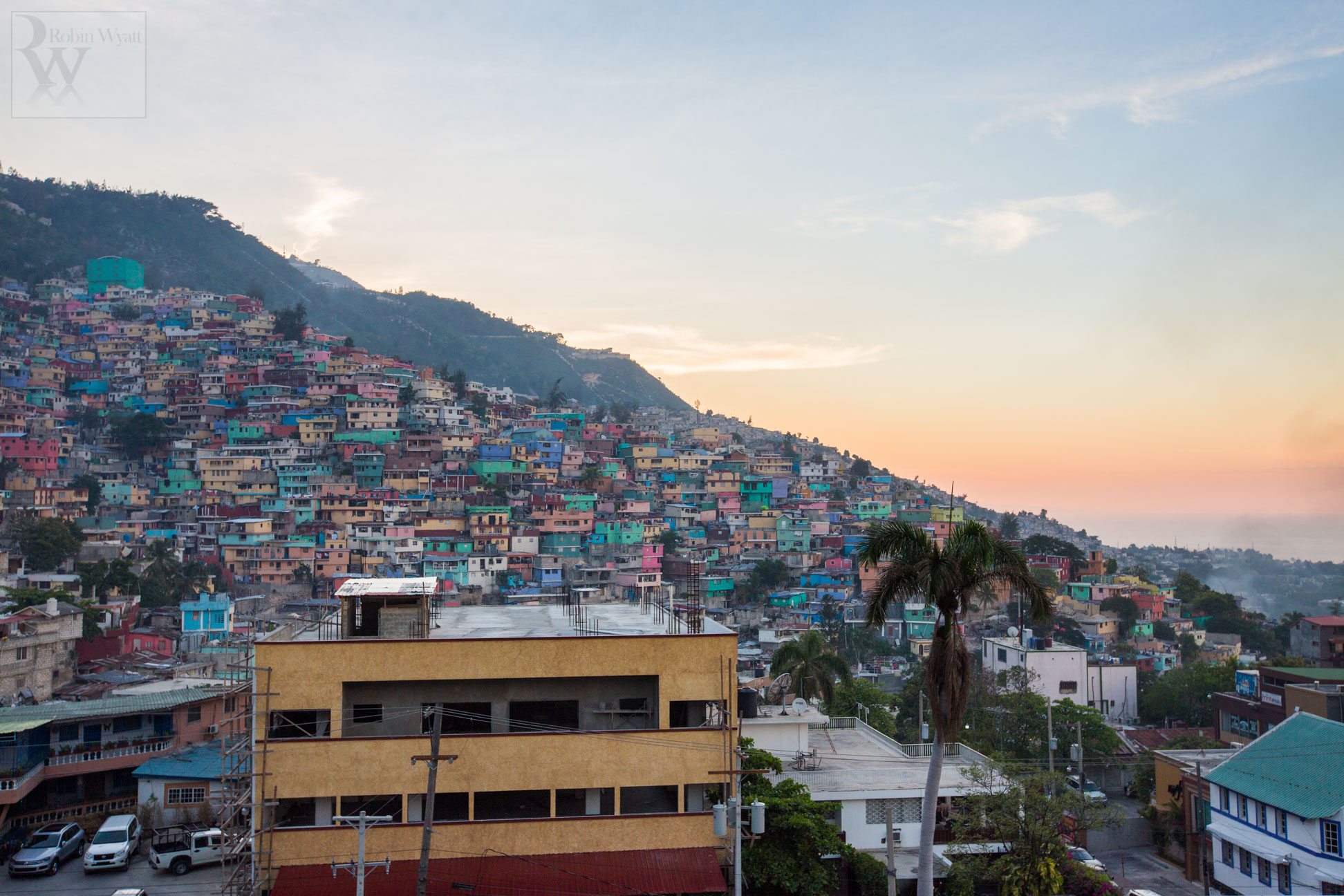humanitarian-development-caribbean-haiti-port-au-prince-jalousie-slum-development-59489
