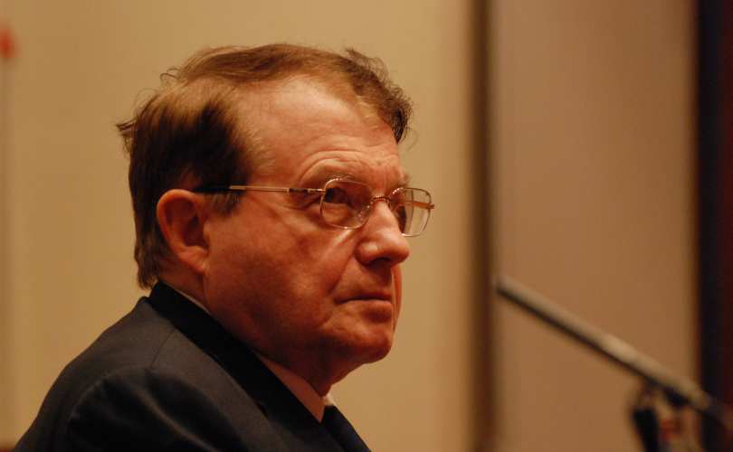 luc_montagnier1_810_500_55_s_c1