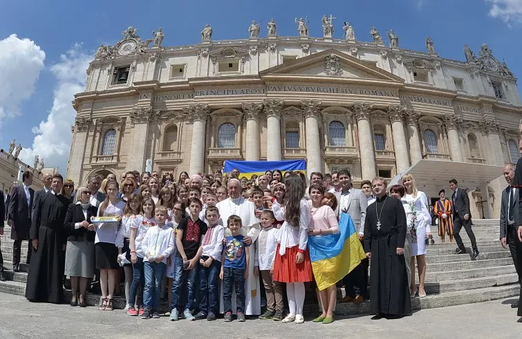 papaudienzapiazzasanpietro18mag2016_0779