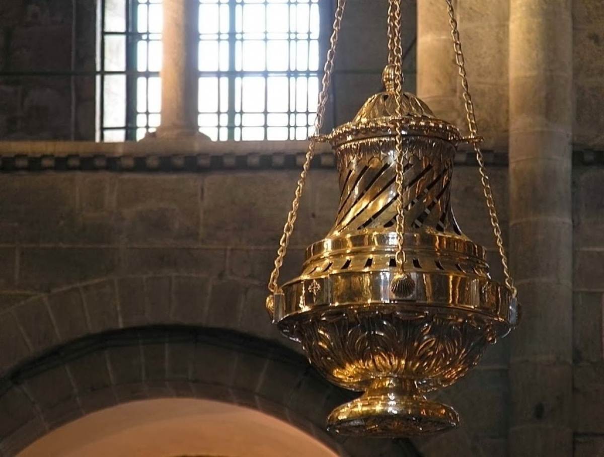 57a0b8f2af25b-santiago-catedral_1200