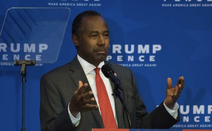 ben_carson_hud_810_500_55_s_c1
