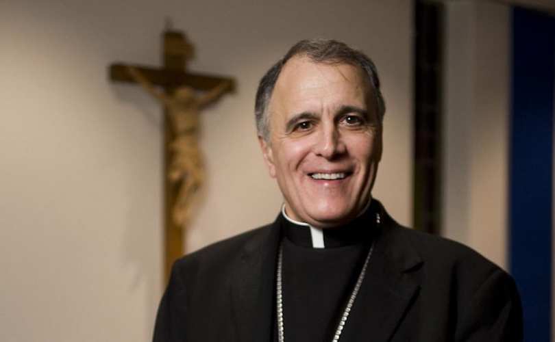 daniel-dinardo-788x1024_810_500_55_s_c1