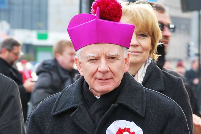 xarchbishop_marek_jedraszewski_credit_praca_wasna_wikipedia_cc_30_cna
