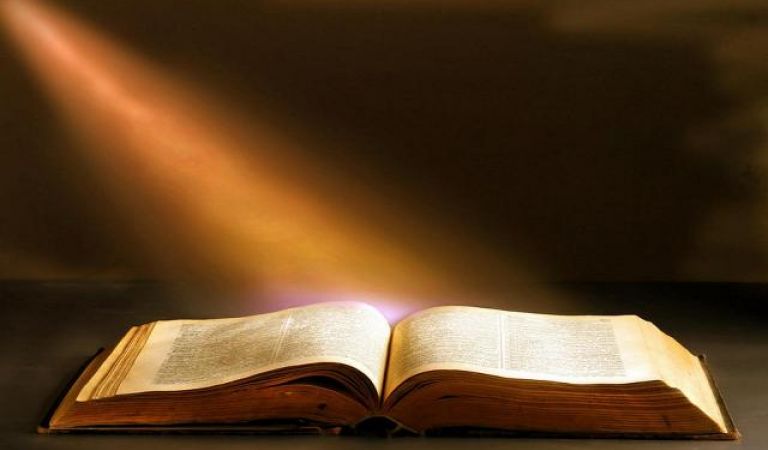 wide_bible-sunlight