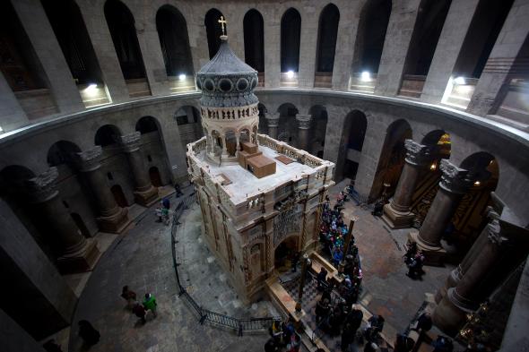 12_jesus_tomb_holy_sepulchre