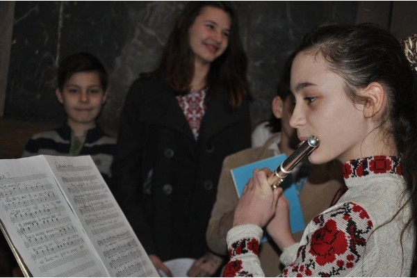 1733_600x400