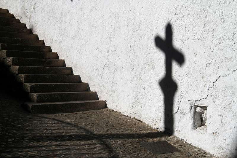 cross_at_church_credit_sagi_elemar_shutterstock_cna