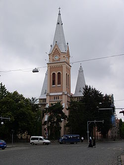 ukraine-mukacheve-cathedral_of_martin_of_tours-2