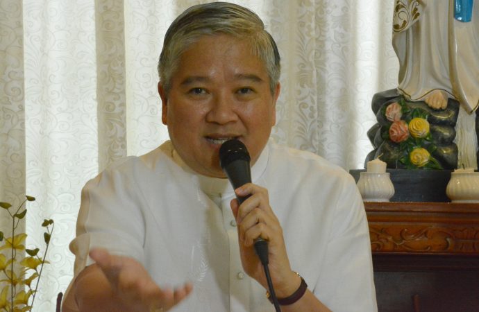 20170418t0913-9250-cns-philippines-villegas-easter-rebuke-690x450