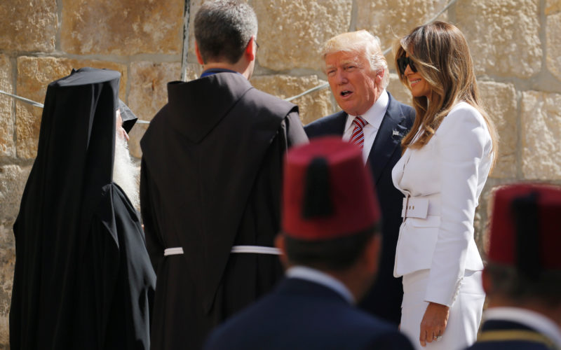 20170522t1045-9732-cns-trump-jerusalem-holy-sepulcher-800x500