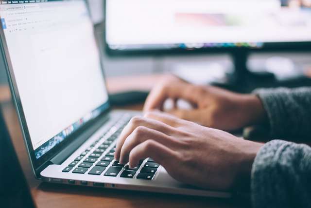 computer_unsplash