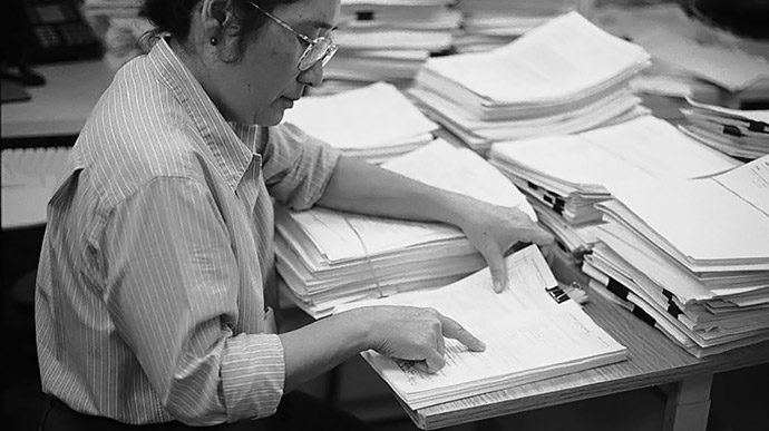 documents-6-papers-roster-irs