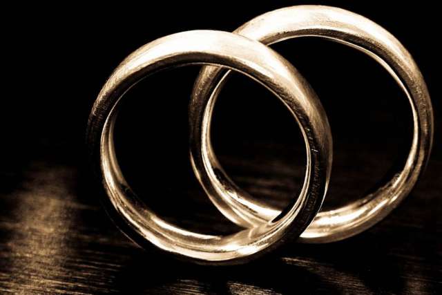 wedding_rings_credit_tekke_via_flickr_cc_by_nd_20_03_05_2015_cna