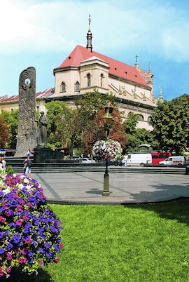 saints_peter_paul_garrison_church_lviv_02