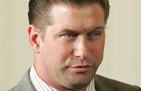kevin-kostner-zadolzhal-stivenu-bolduinu1
