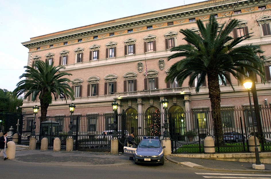 italy_rome_ext1_944_1