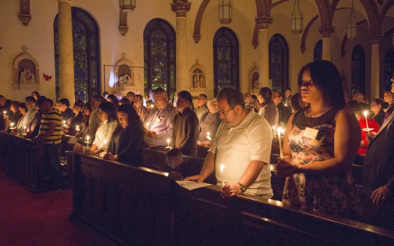 20180330t1222-16045-cns-new-catholics-easter-vigil-800x500