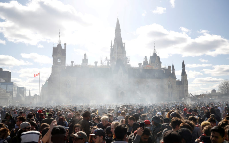 20180625t1543-0086-cns-canada-marijuana-bishops-800x500