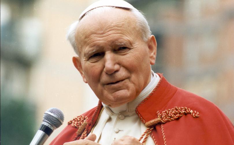 johnpaulii_810_500_75_s_c1