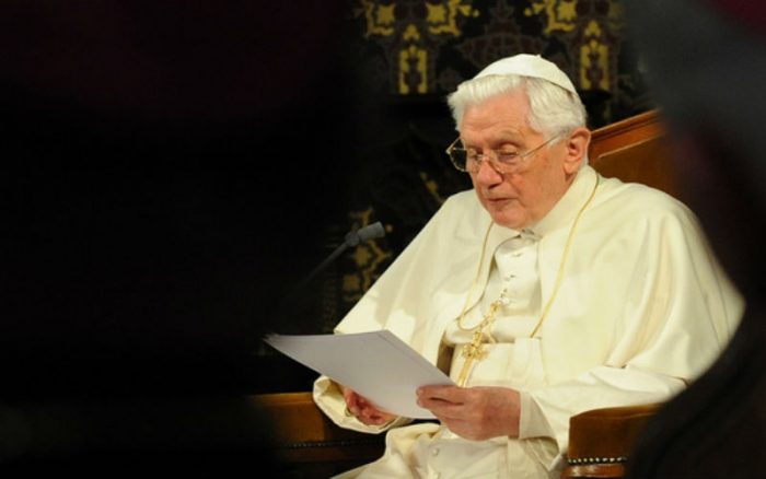 pope-emeritus-700x438