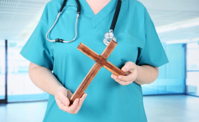 christian_doctor_hospital_810_500_75_s_c1