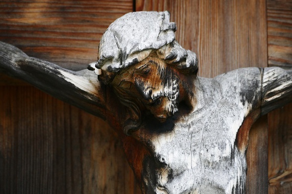 090334_exzr_crucifix1502352_960_720_54