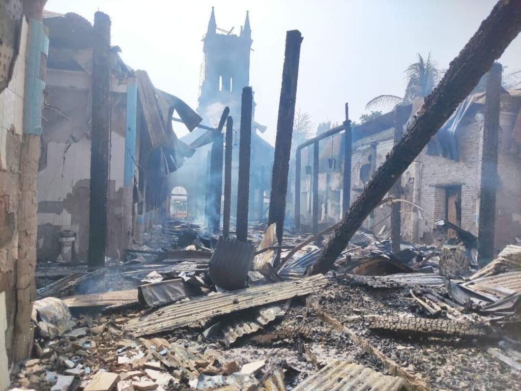 myanmar_-_attacco_chiesa_ok-1024x769_1