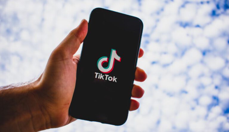 tiktok-g2838e8364_1920-e1653044166500-768x442