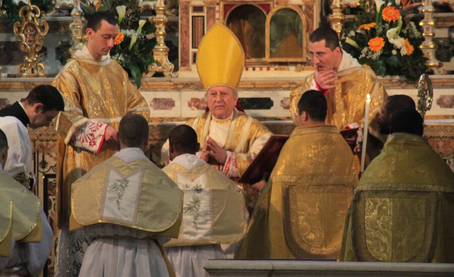 franc_cardinal_rode_ordination_of_priests_20100325-900x550