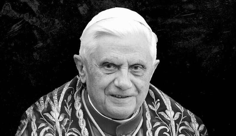 benedict-xvi-black