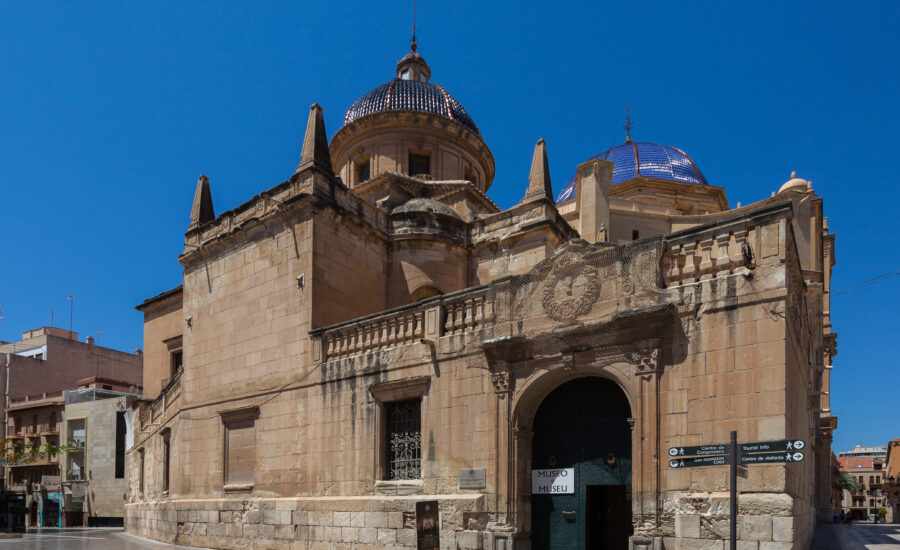 Basilica_de_Santa_Maria_Elche_Espana