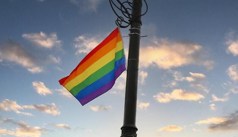 lgbt-flag-gc7f265c40_1920-768x442