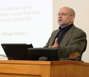 Sich_teachingCrop200px-560x488