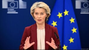 Єврокомісія продовжує вимагати від України юридичного визнання гомосексуальних пар