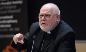 Cardinal_Reinhard_Marx_02-900x550