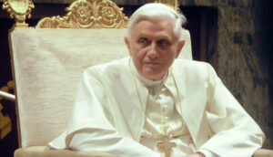Pope_Benedictus_XVI_january20_2006_2_mod-e1707935096626