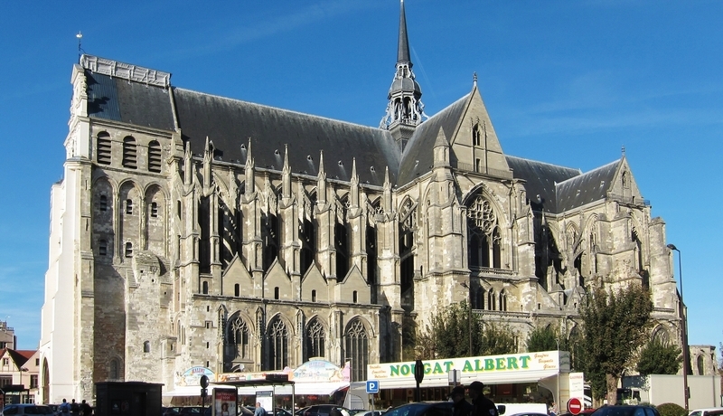 St_Quentin_basilique-2